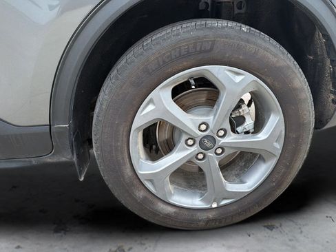 Used 2025 Ford Escape ST-Line image 25