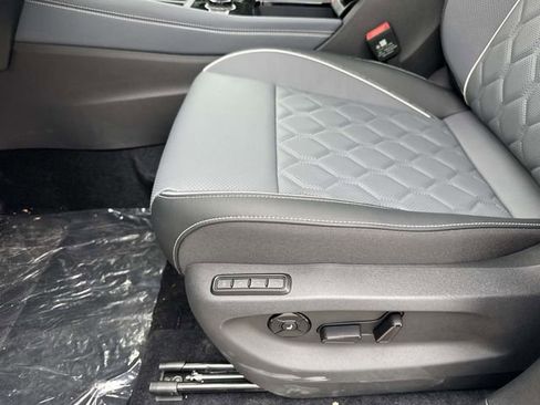 New 2026 Volkswagen Tiguan SEL R-Line AWD/4WD image 15