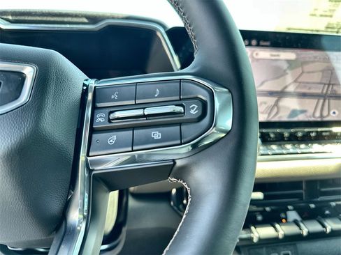 New 2026 GMC Canyon Denali image 32