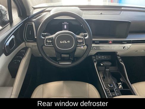 Used 2025 Kia Sorento S AWD/4WD image 5