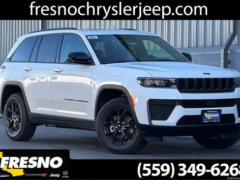 New 2026 Jeep Grand Cherokee Altitude image 1