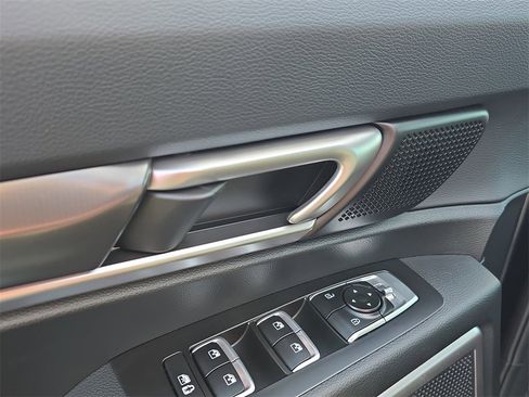 New 2025 Kia Telluride S image 19