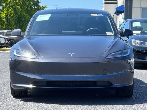Used 2025 Tesla Model 3 Long Range RWD image 5