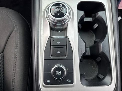 Used 2023 Ford Explorer XLT AWD/4WD image 34