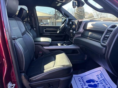 Used 2020 RAM 2500 Laramie w/ Night Edition image 15