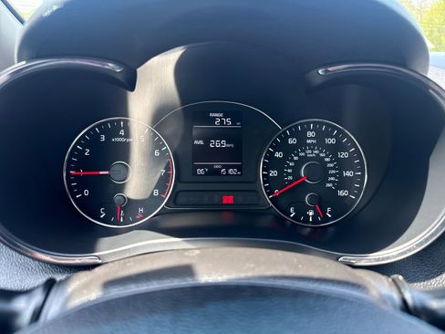 Used 2017 Kia Forte LX FWD image 20
