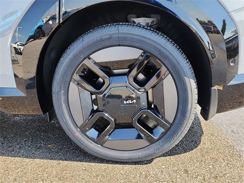 New 2026 Kia EV9 GT-Line image 30