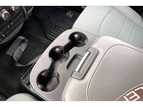 Used 2018 RAM 1500 Express w/ Express Value Package image 17