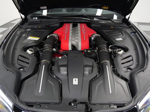 Used 2017 Ferrari GTC4Lusso image 51