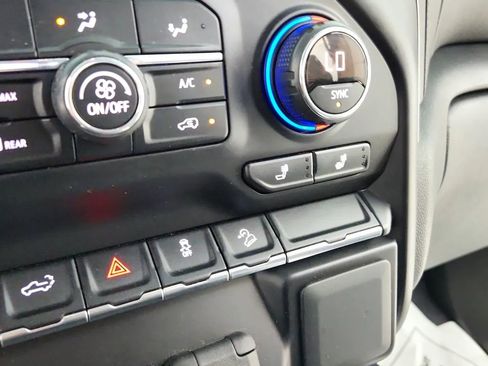 Used 2019 Chevrolet Silverado 1500 RST image 44