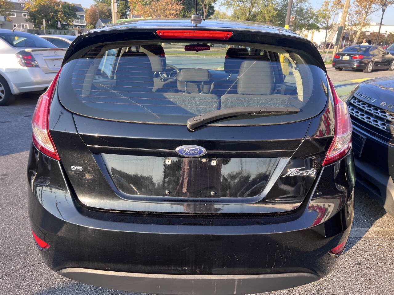 Used 2018 Ford Fiesta SE FWD image 5