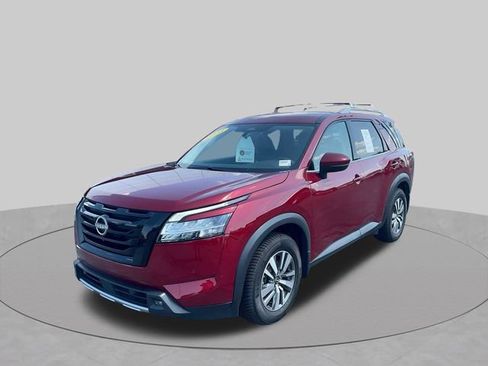 Used 2023 Nissan Pathfinder SL w/ Black Appearance Package AWD/4WD image 1