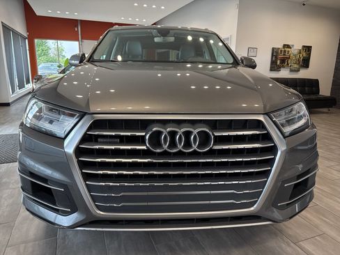 Used 2017 Audi Q7 3.0T Premium Plus image 2