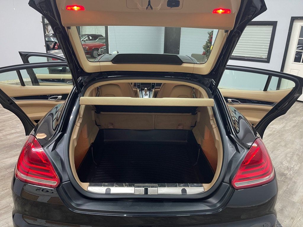 Used 2014 Porsche Panamera image 26