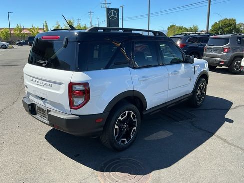 Used 2022 Ford Bronco Sport Outer Banks w/ Tech Package AWD/4WD image 7