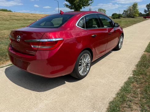 Used 2012 Buick Verano Leather FWD image 6