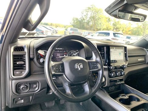 Used 2024 RAM 1500 Laramie image 12
