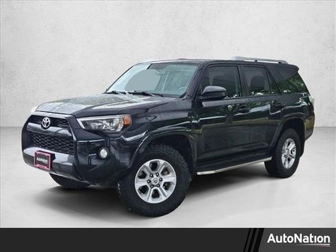 Used 2018 Toyota 4Runner SR5 AWD/4WD image 1