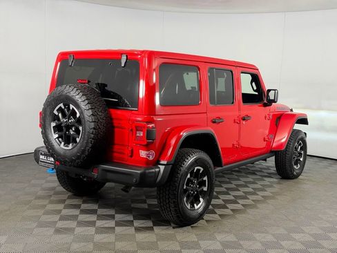 Used 2024 Jeep Wrangler Unlimited Rubicon 4xe AWD/4WD image 9