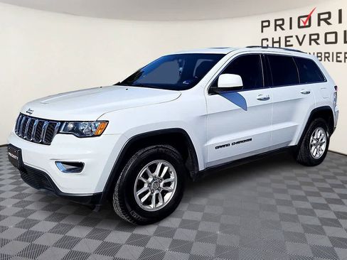 Used 2020 Jeep Grand Cherokee Laredo AWD/4WD image 4