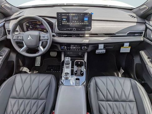 New 2026 Mitsubishi Outlander SEL Black Edition FWD image 14