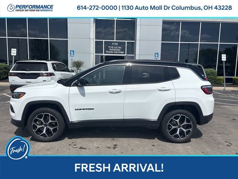Used 2025 Jeep Compass Limited image 7