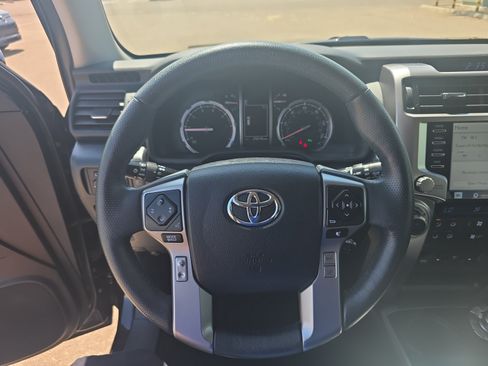 Used 2023 Toyota 4Runner Limited AWD/4WD image 9