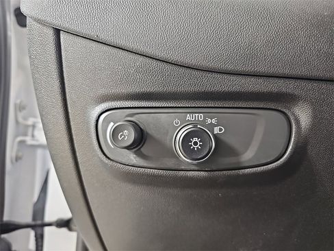 Certified 2024 Chevrolet Equinox LS w/ LS Convenience Package image 29