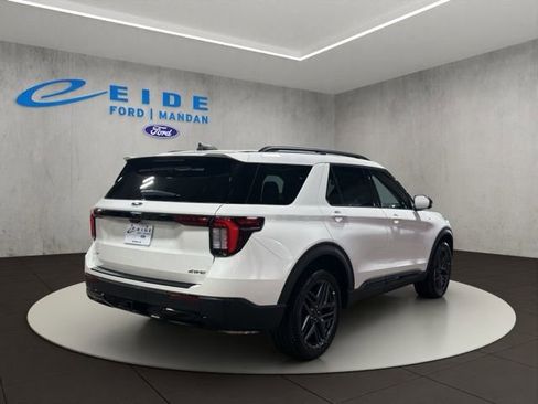 New 2026 Ford Explorer ST-Line w/ ST-Line Street Pack AWD/4WD image 6