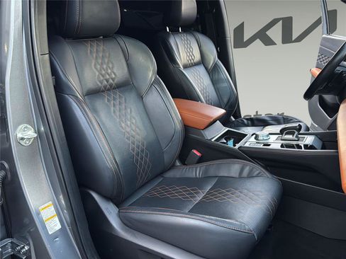 Used 2022 Mitsubishi Outlander SEL AWD/4WD image 34