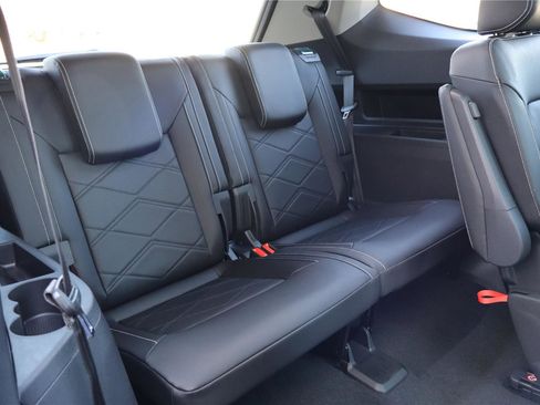 New 2026 Volkswagen Atlas SE image 32