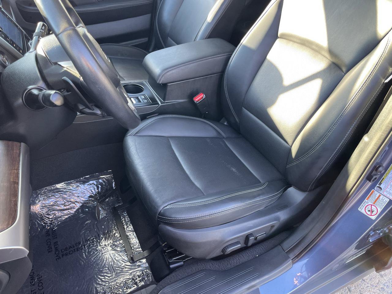 Used 2018 Subaru Outback 2.5i Limited AWD/4WD image 36