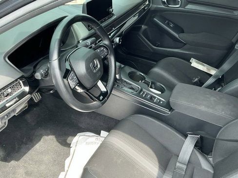 Used 2025 Honda Civic Sport image 16