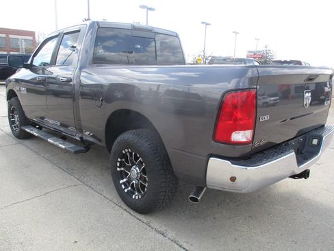 Used 2016 RAM 1500 Classic SLT AWD/4WD image 4