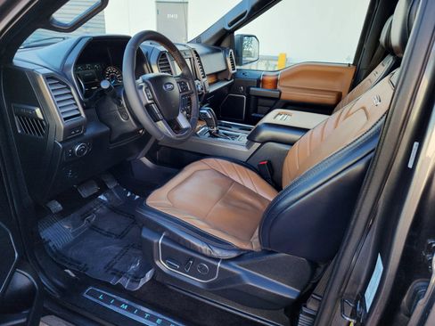 Used 2017 Ford F150 Limited AWD/4WD image 7