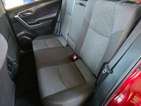 Used 2024 Toyota RAV4 XLE w/ Convenience Package image 19