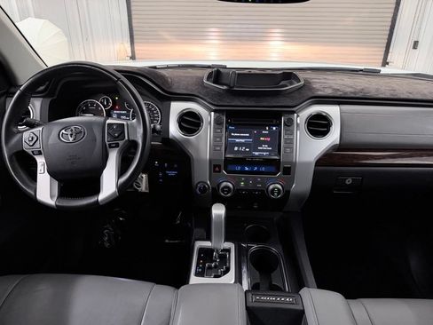 Used 2017 Toyota Tundra Limited w/ Limited Premium Package AWD/4WD image 19