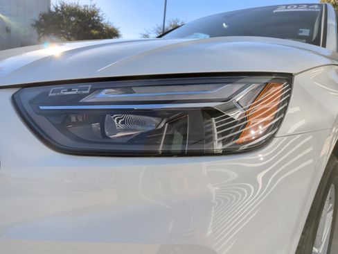 Used 2024 Audi Q5 e Premium Plus w/ Premium Plus Package image 6