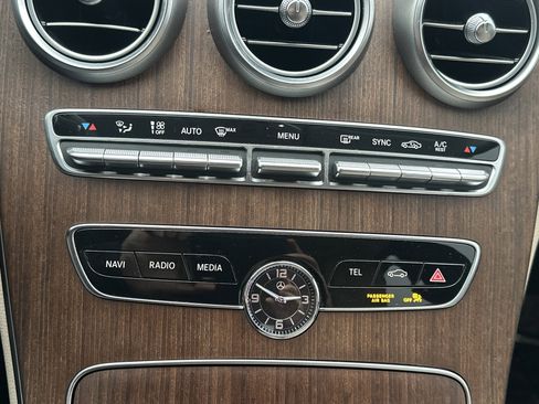 Used 2020 Mercedes-Benz C 300 4MATIC Sedan image 31