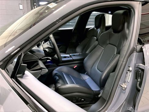 New 2026 Porsche Taycan GTS image 5