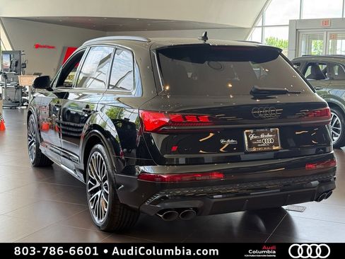 New 2026 Audi SQ7 Prestige AWD/4WD image 11