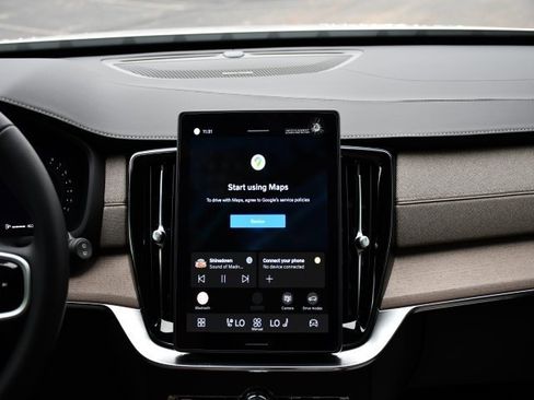 New 2026 Volvo XC90 B6 Plus w/ Protection Package Premier image 26