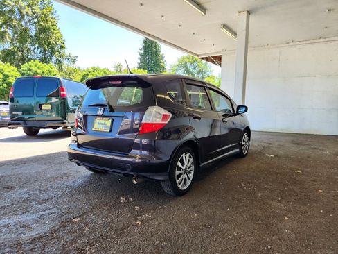 Used 2013 Honda Fit Sport image 3