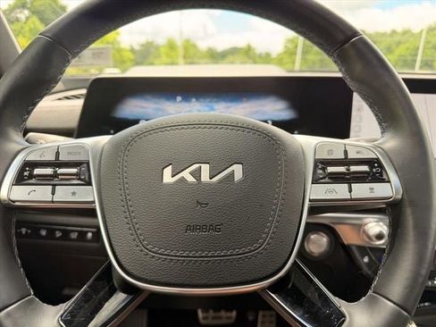 Used 2024 Kia Telluride SX Prestige X-Pro AWD/4WD image 21
