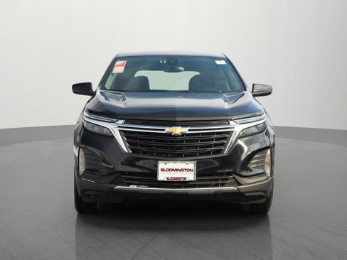 Used 2024 Chevrolet Equinox LT image 2