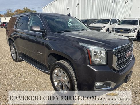 Used 2017 GMC Yukon SLT image 8