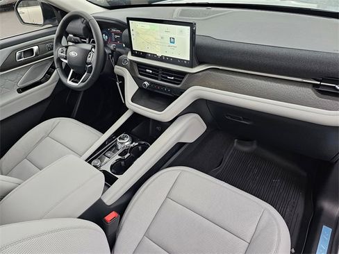 New 2026 Ford Explorer Platinum w/ LUX Leather Package image 15