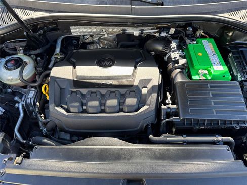 Used 2019 Volkswagen Tiguan SEL Premium R-Line AWD/4WD image 9