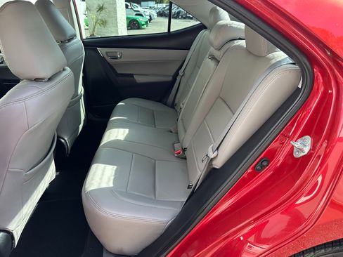 Used 2018 Toyota Corolla LE image 36