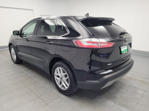 Used 2024 Ford Edge SEL image 5